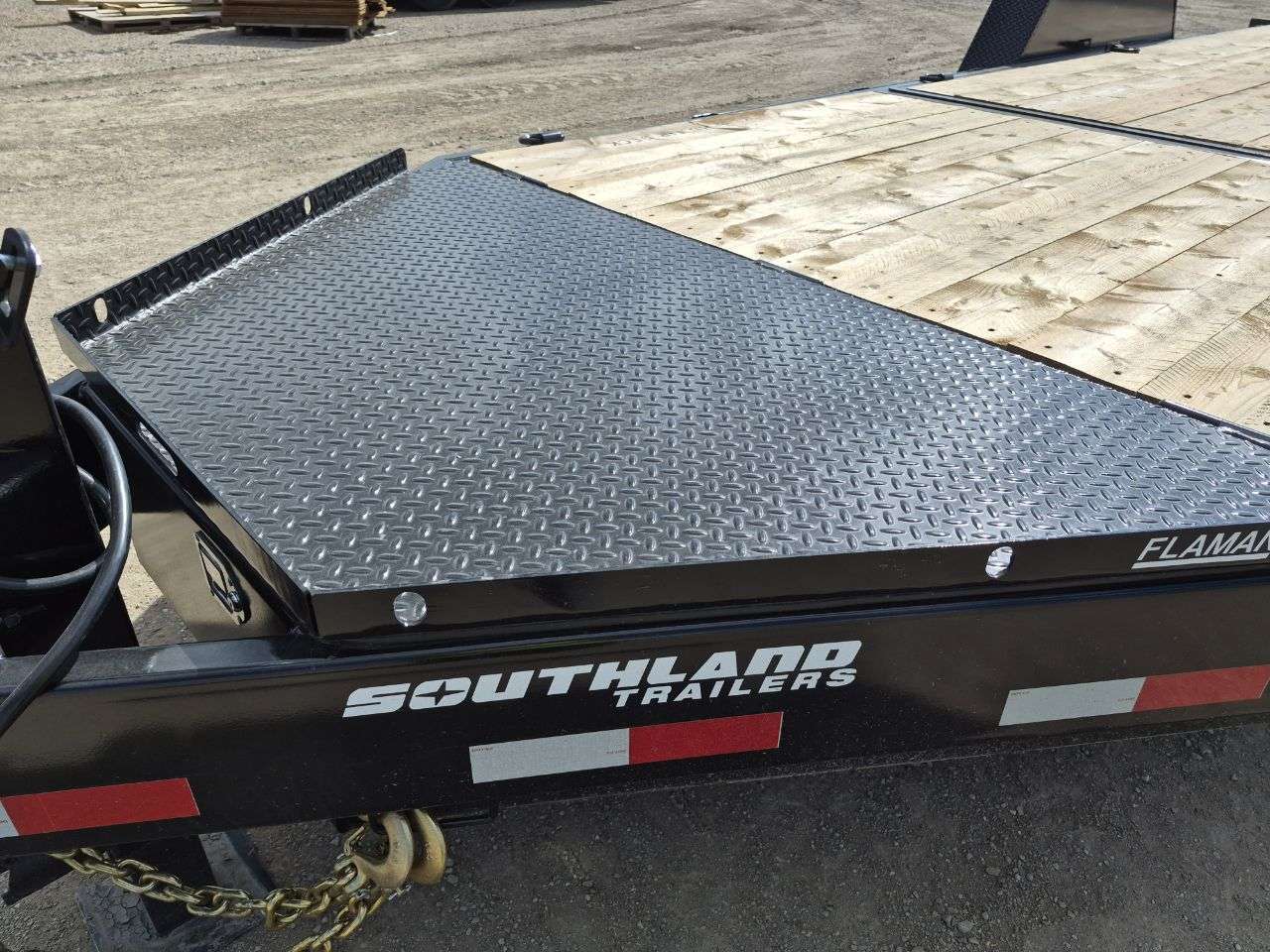 2026 Southland 22' (6' + 16') Partial Tilt Tandem 8K Trailer