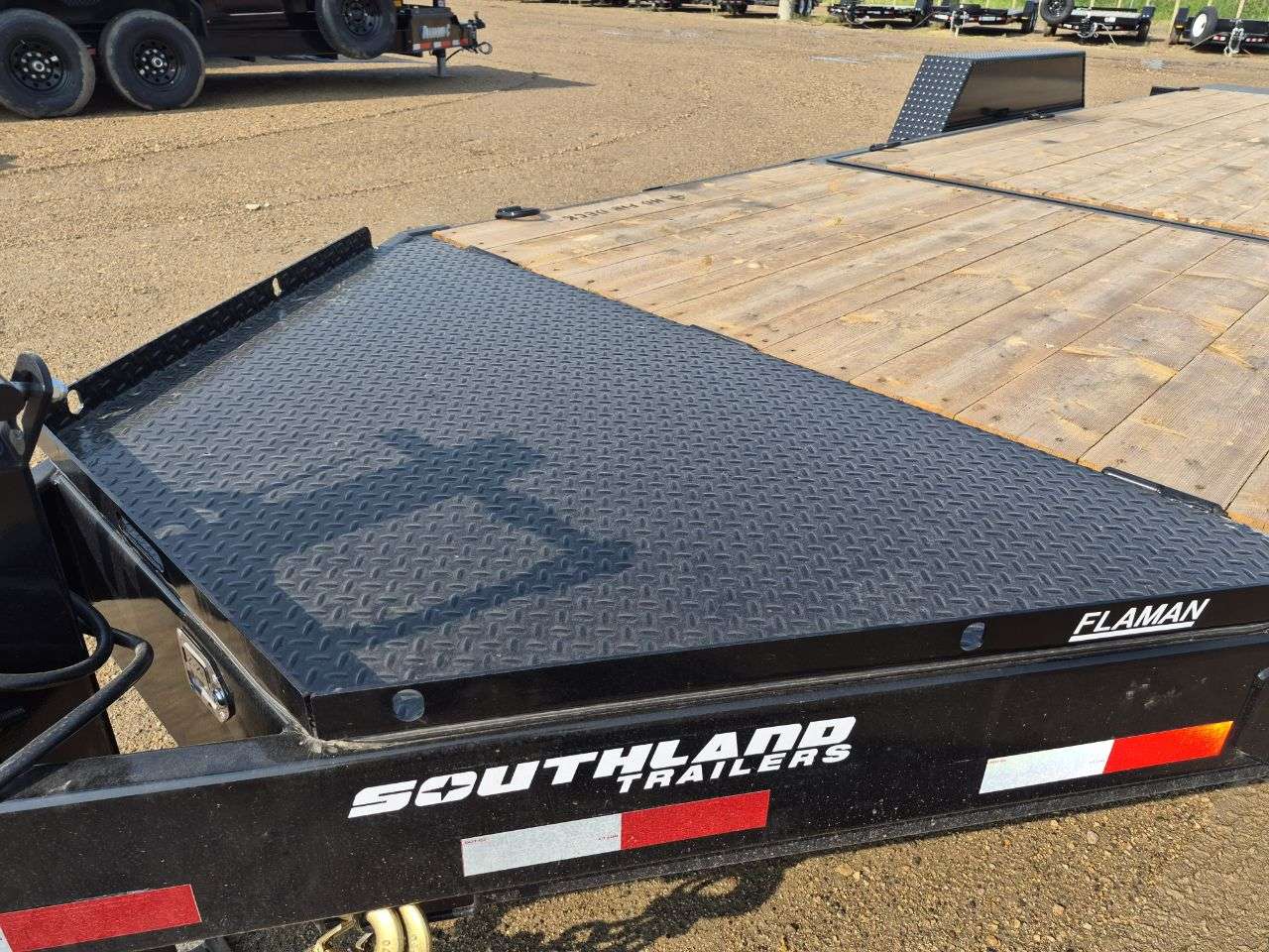 2026 Southland 22' (6' + 16') Partial Tilt Tandem 8K Trailer