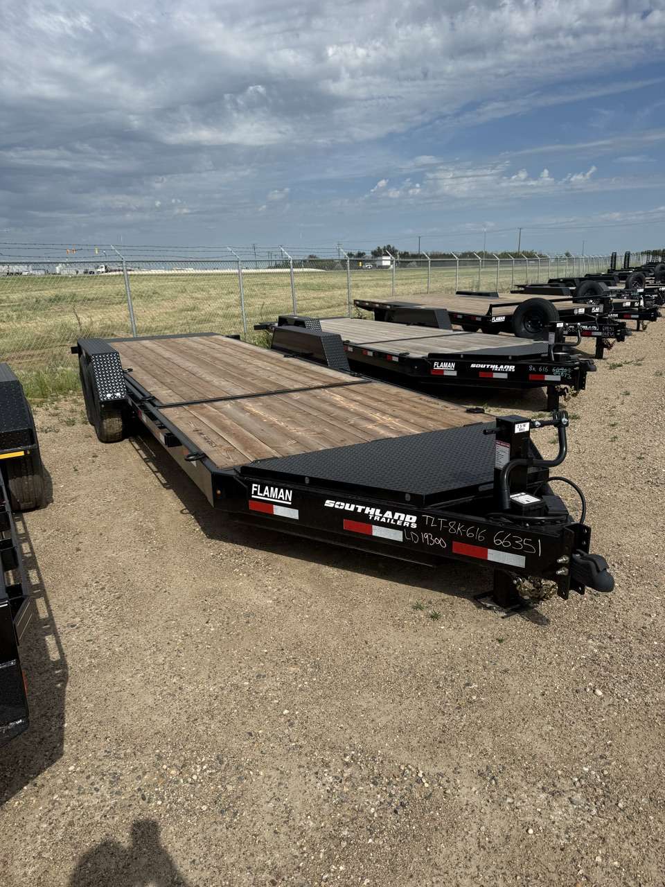 2026 Southland 22' (6' + 16') Partial Tilt Tandem 8K Trailer