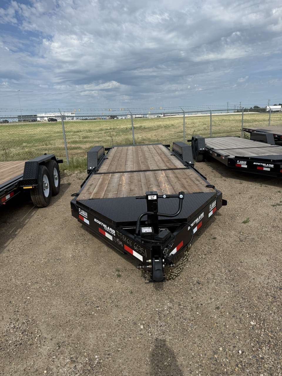 2026 Southland 22' (6' + 16') Partial Tilt Tandem 8K Trailer