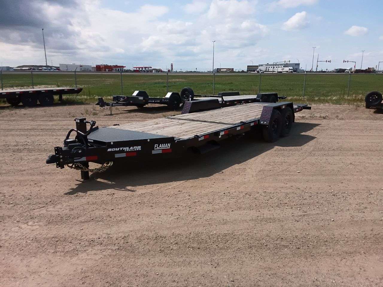 2026 Southland 22' (6' + 16') Partial Tilt Tandem 8K Trailer