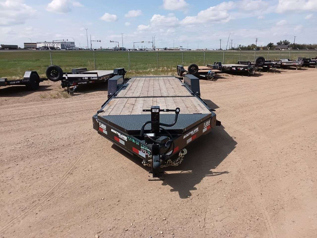2026 Southland 22' (6' + 16') Partial Tilt Tandem 8K Trailer
