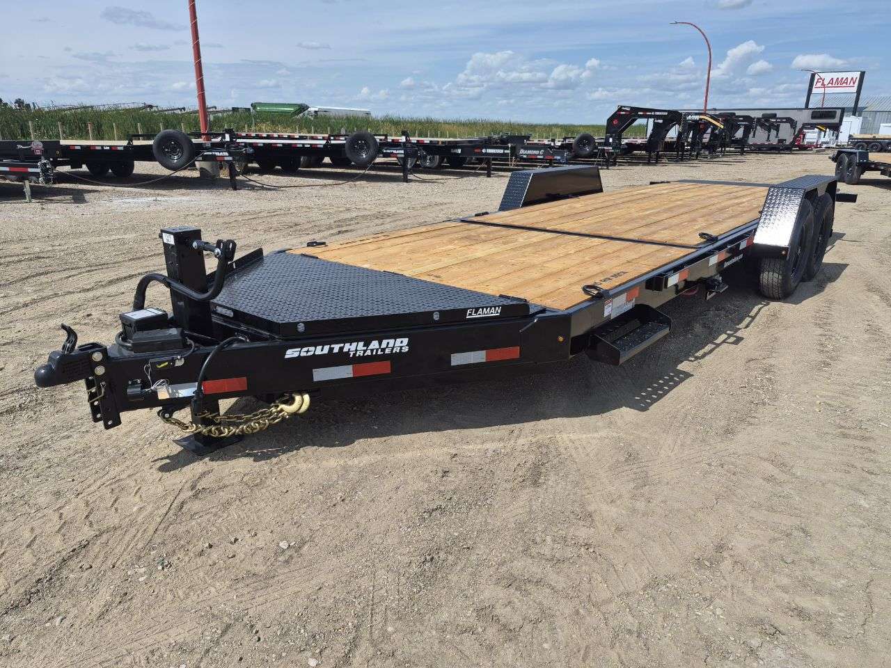 2026 Southland 22' (6' + 16') Partial Tilt Tandem 8K Trailer