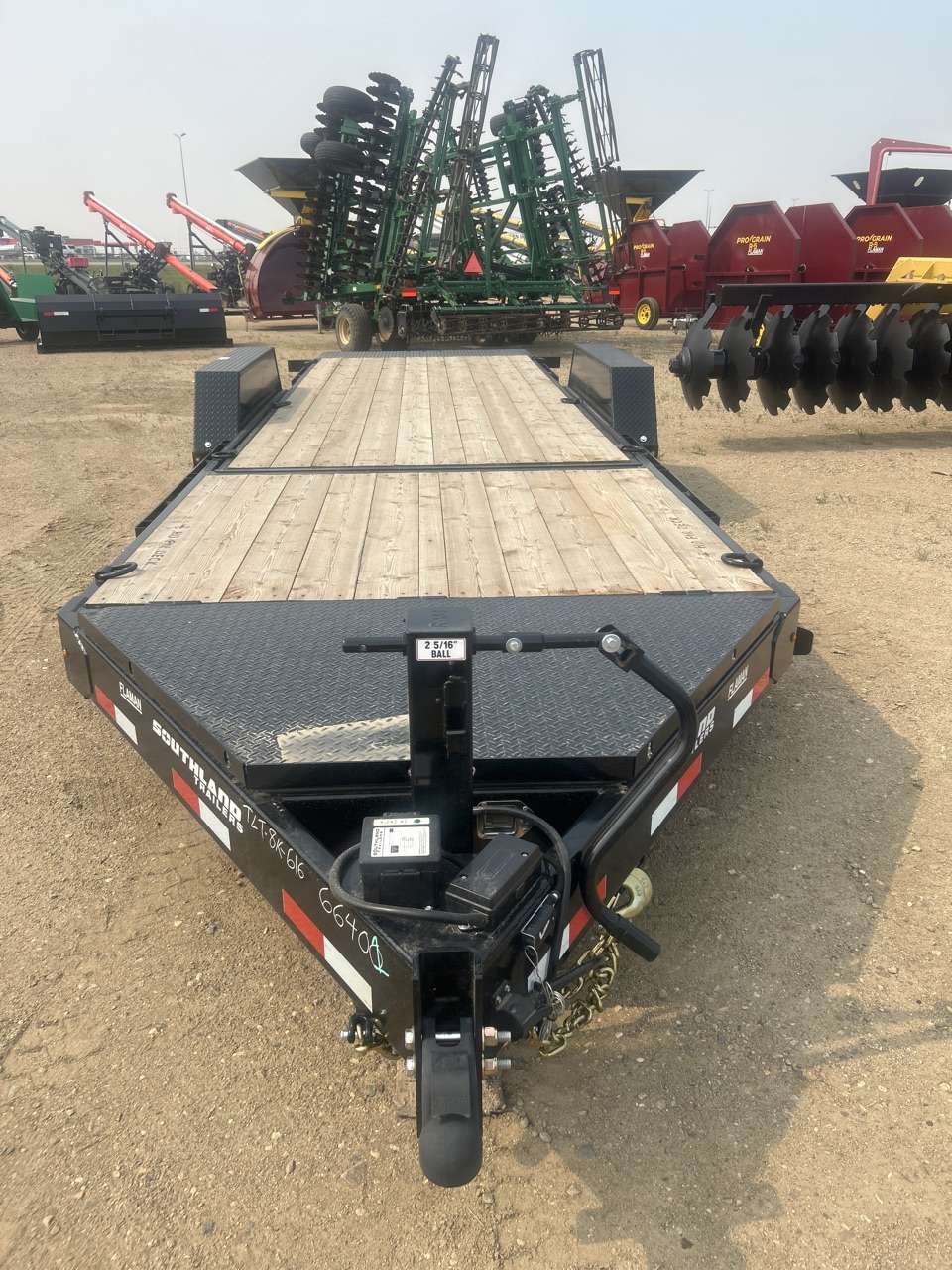 2026 Southland 22' (6' + 16') Partial Tilt Tandem 8K Trailer