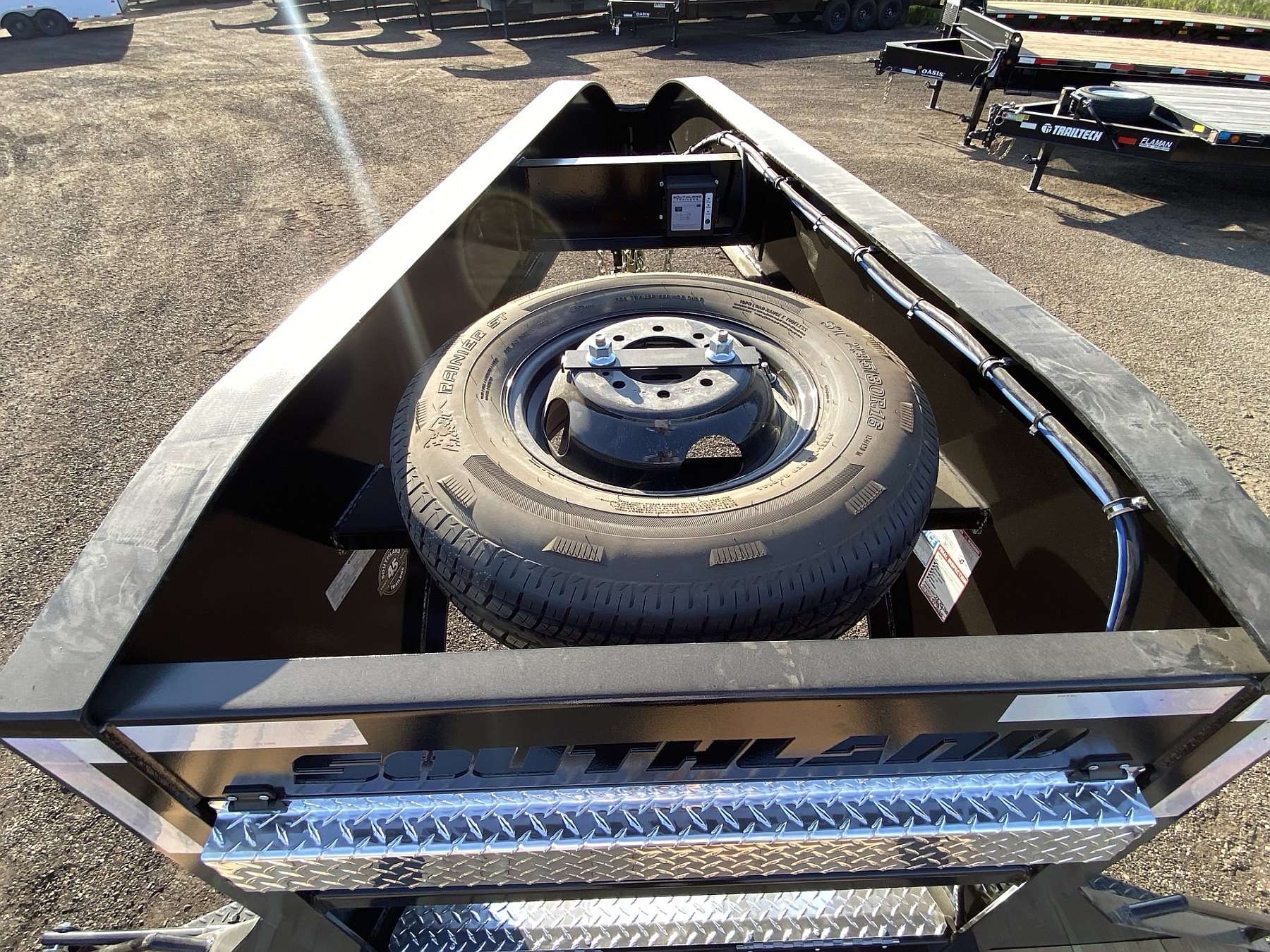 2026 Southland 22'+6' Gooseneck Trailer