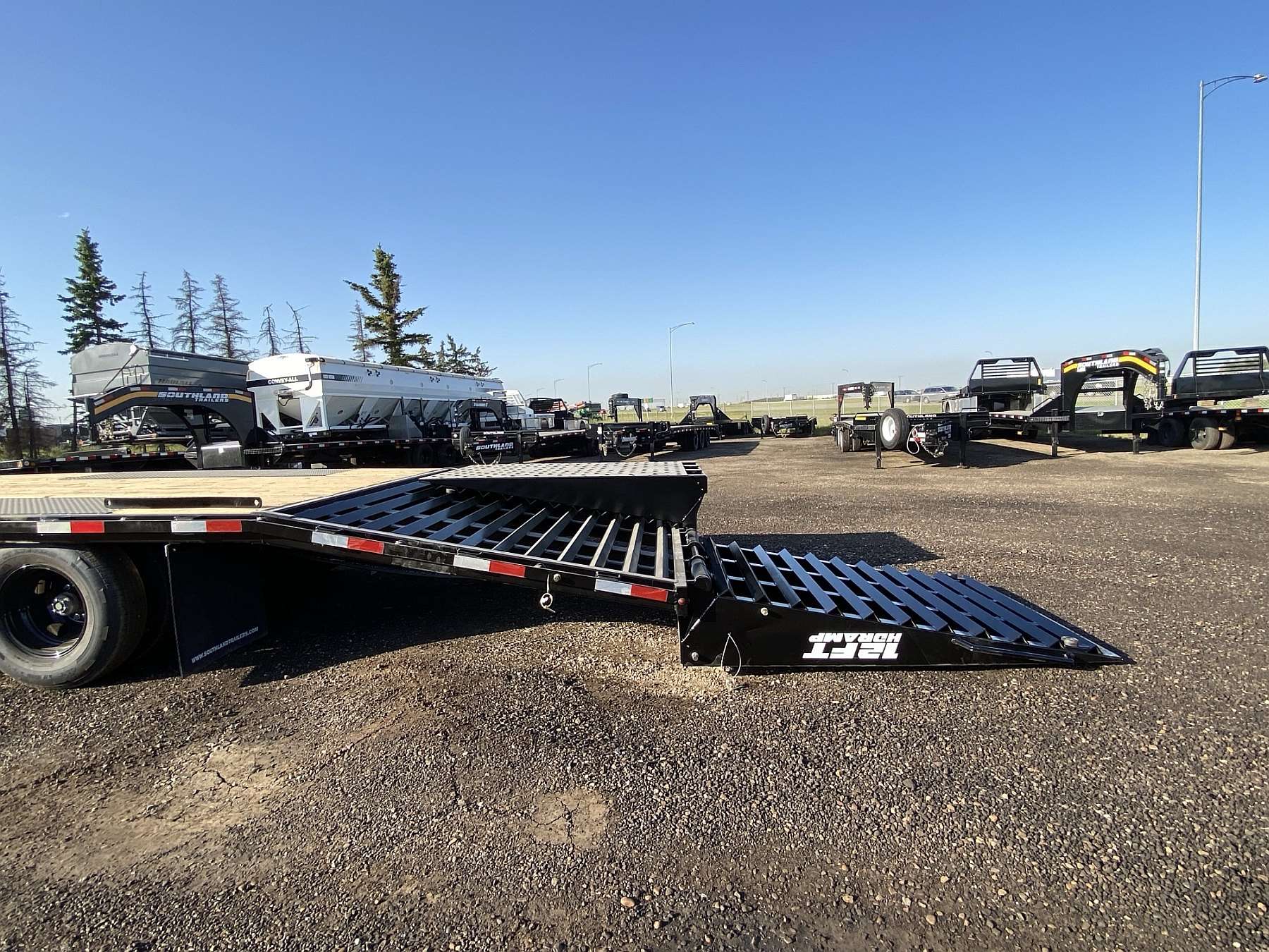 2026 Southland 22'+6' Gooseneck Trailer