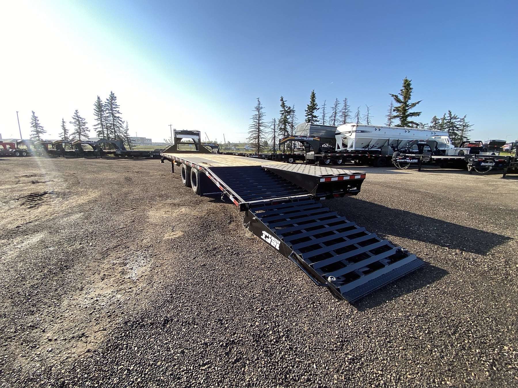 2026 Southland 22'+6' Gooseneck Trailer