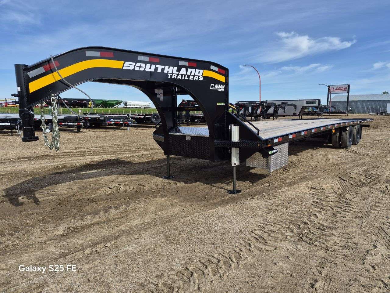 2026 Southland 24' + 12' Hyd BT GN Flat Deck 12K Trailer