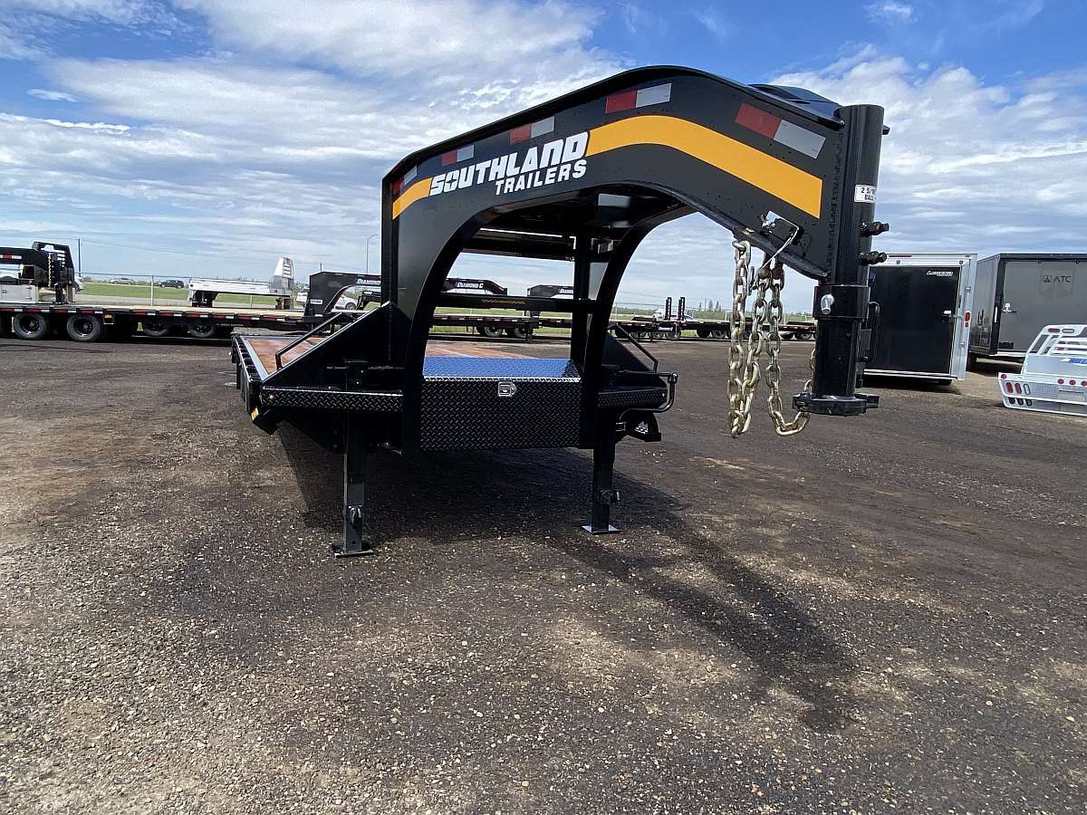 2026 Southland 24'+6' Gooseneck Trailer w/ 10K Axles