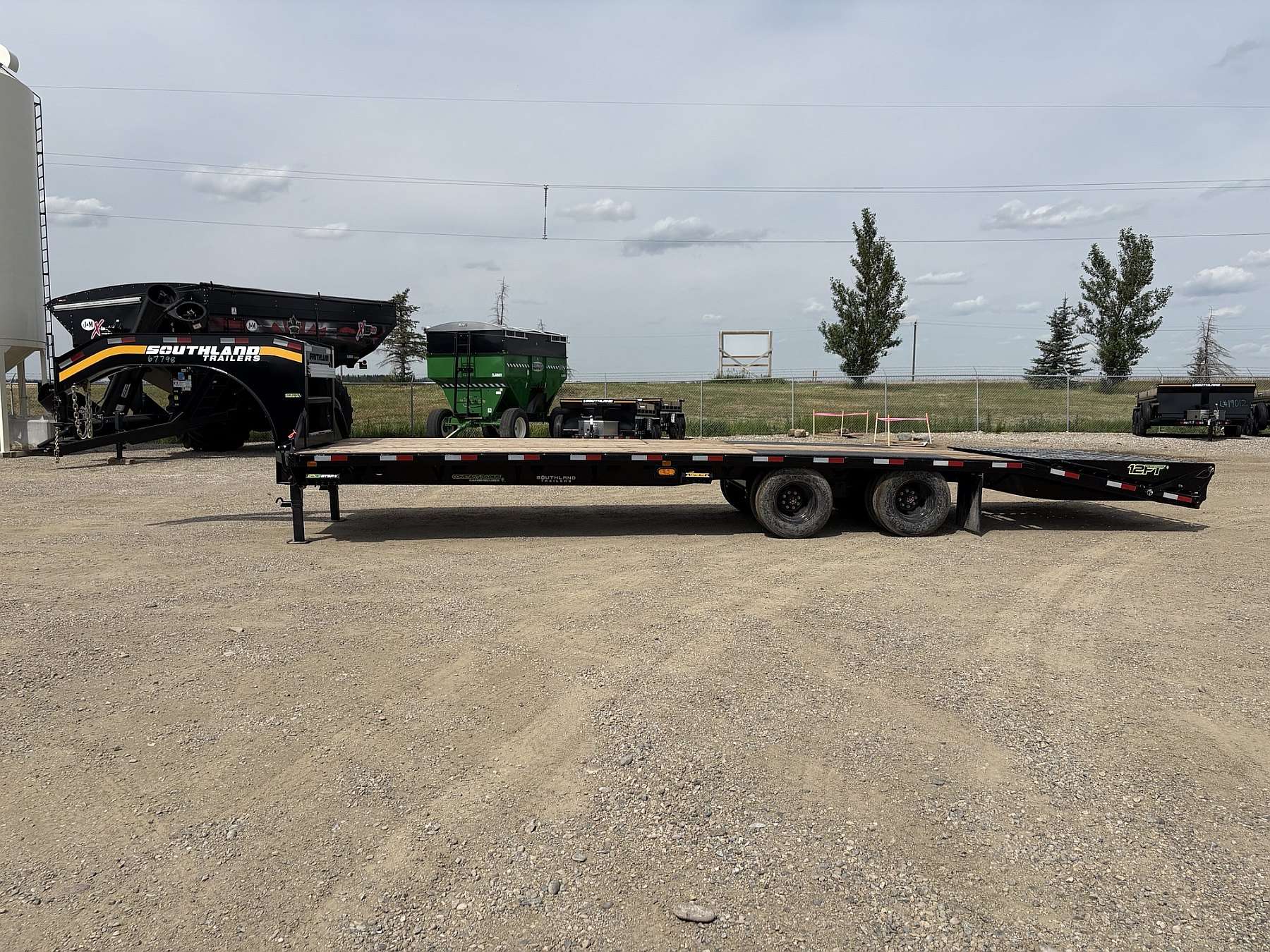 2026 Southland 24' + 6' Gooseneck Trailer w/ 10K Axles