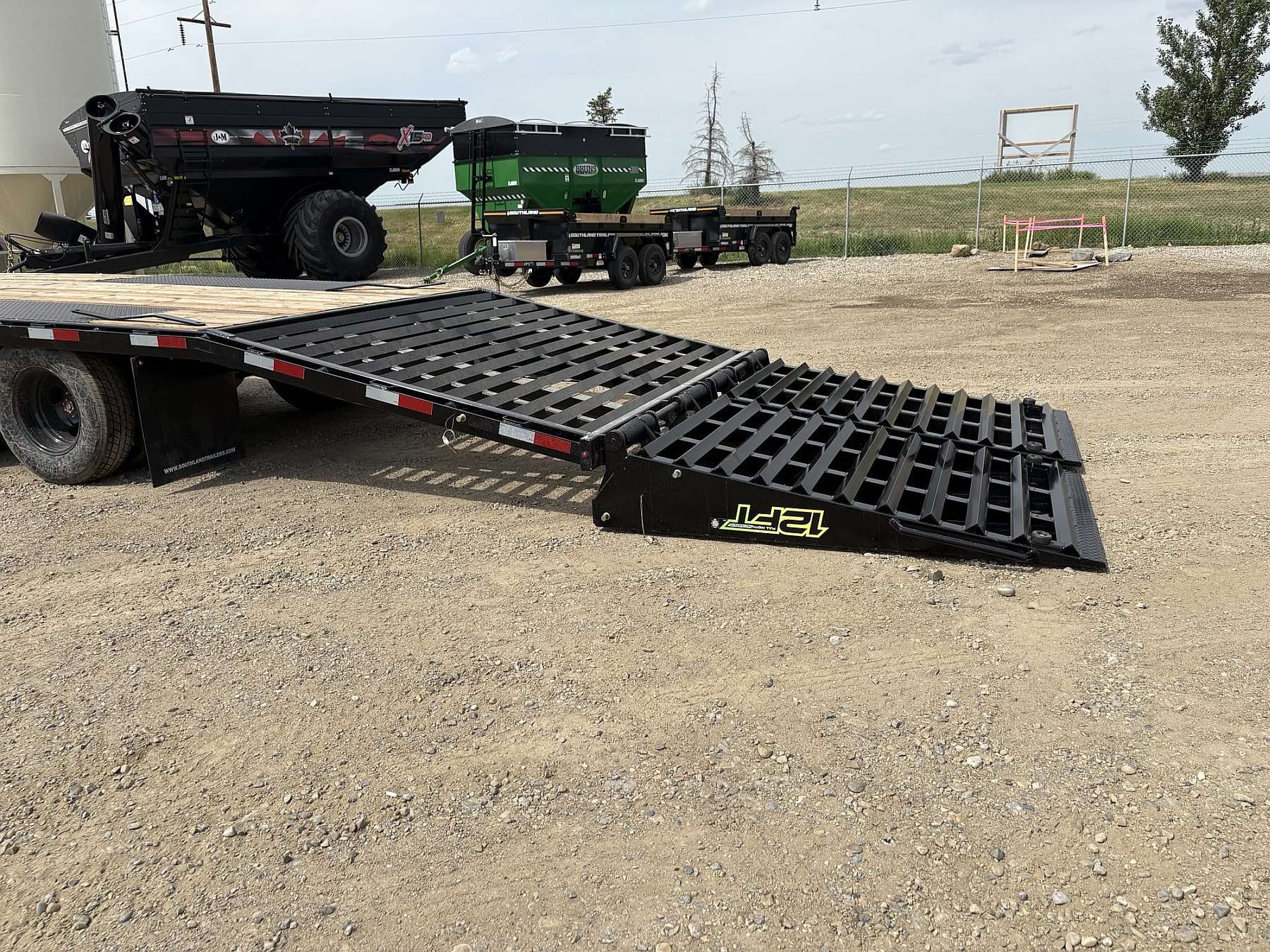 2026 Southland 24' + 6' Gooseneck Trailer w/ 10K Axles