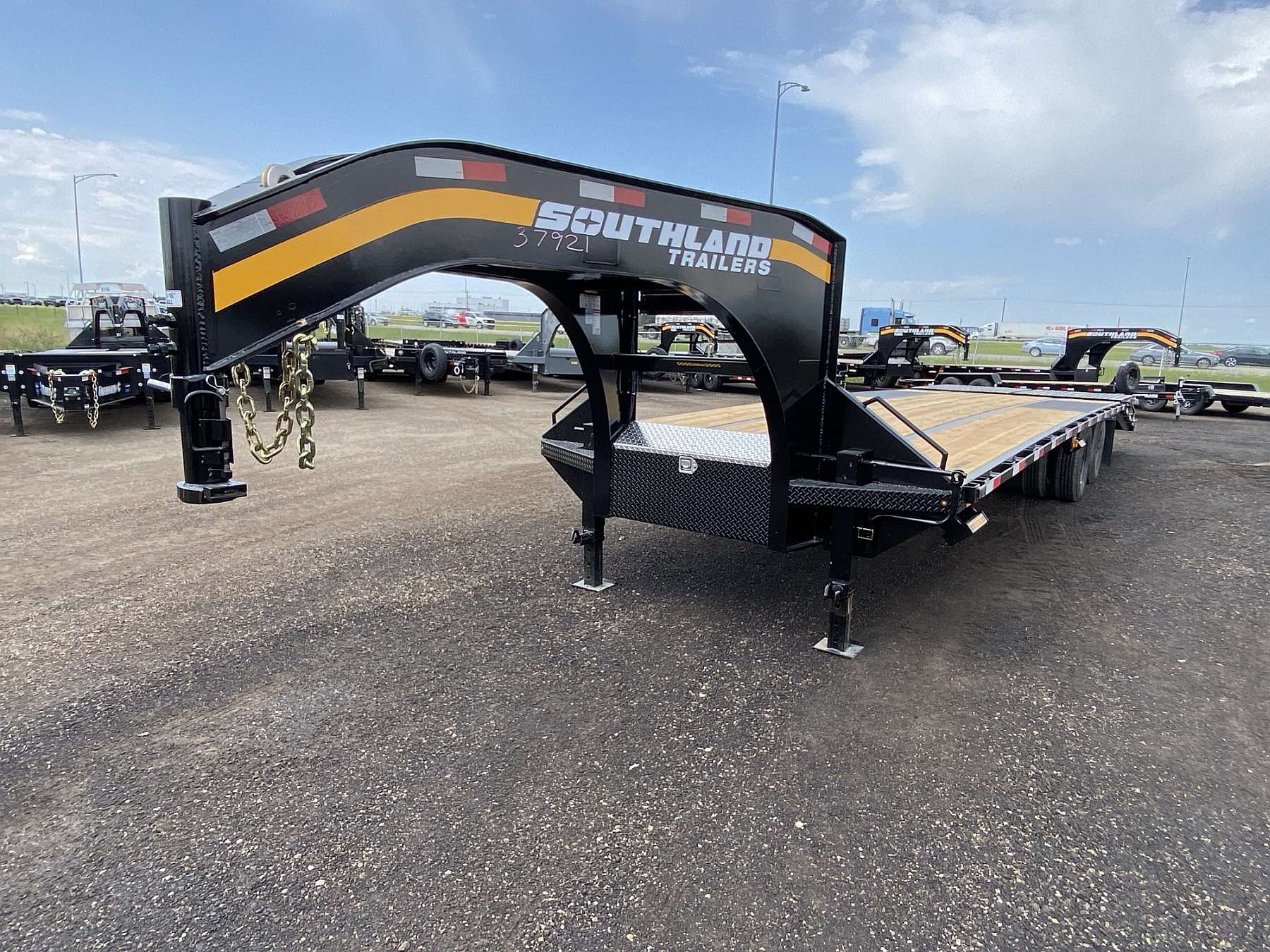 2026 Southland 24'+6' Gooseneck Trailer w/ 12K Axles