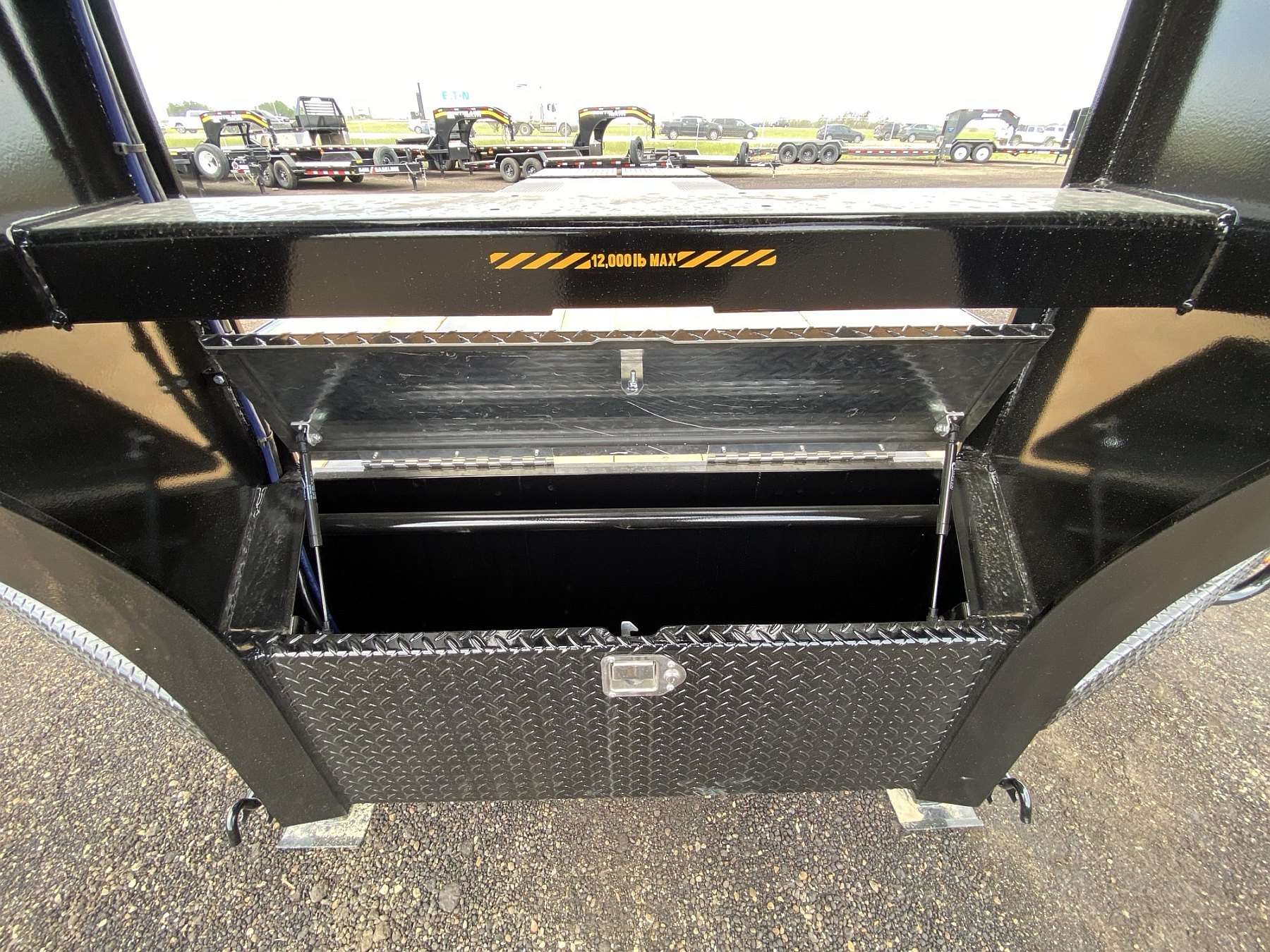 2026 Southland 24'+6' Gooseneck Trailer w/ 12K Axles