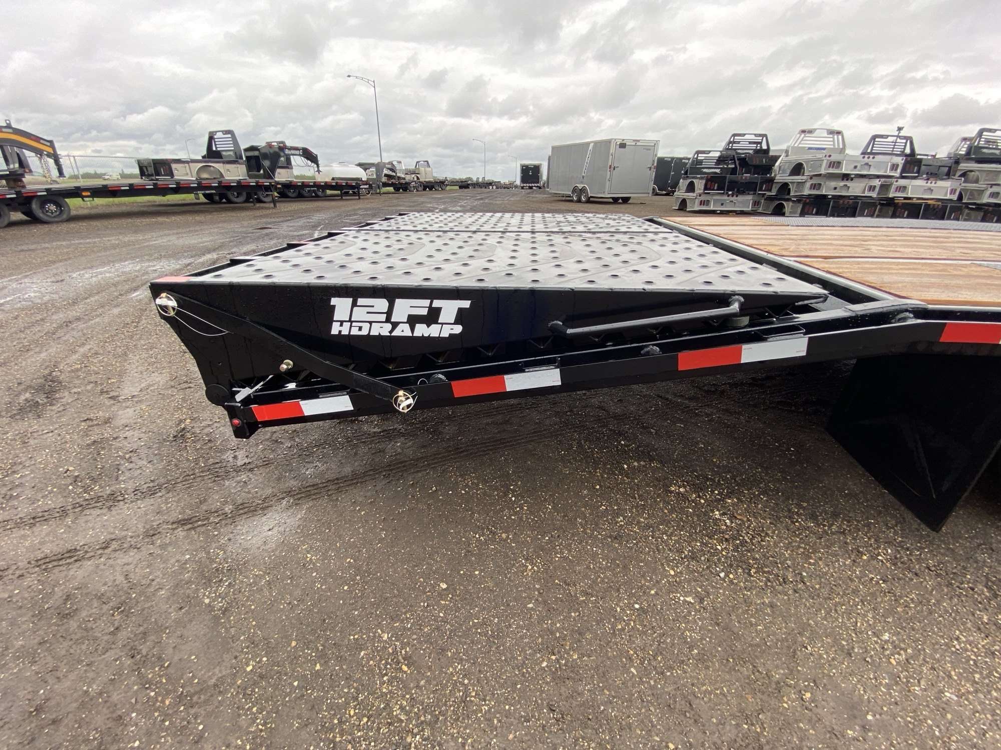 2026 Southland 24' Pintle Hitch Trailer