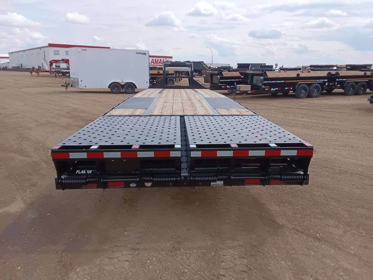 2026 Southland 26' + 6' BT GN Flat Deck Tandem 10K Trailer