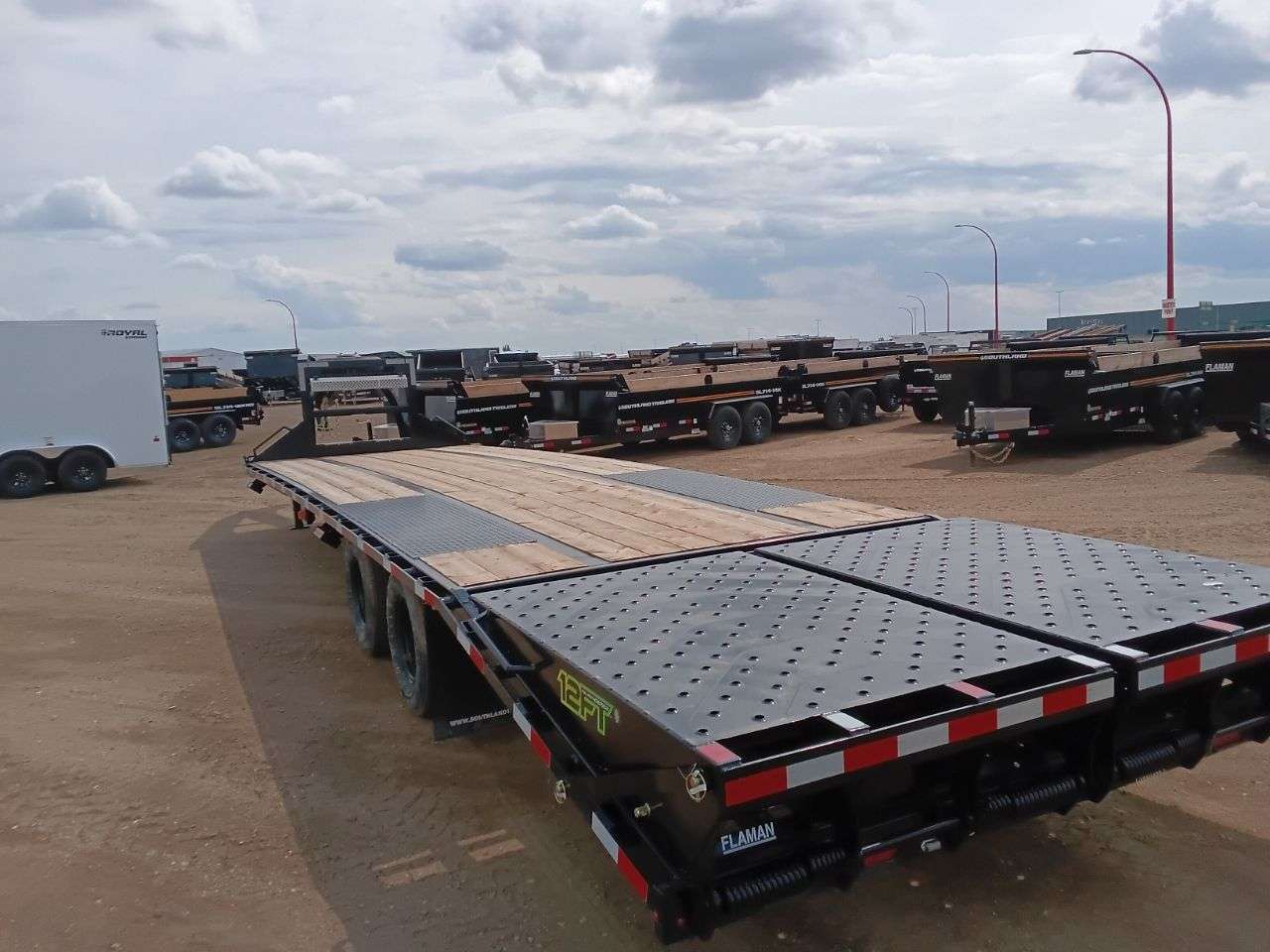 2026 Southland 26' + 6' BT GN Flat Deck Tandem 10K Trailer