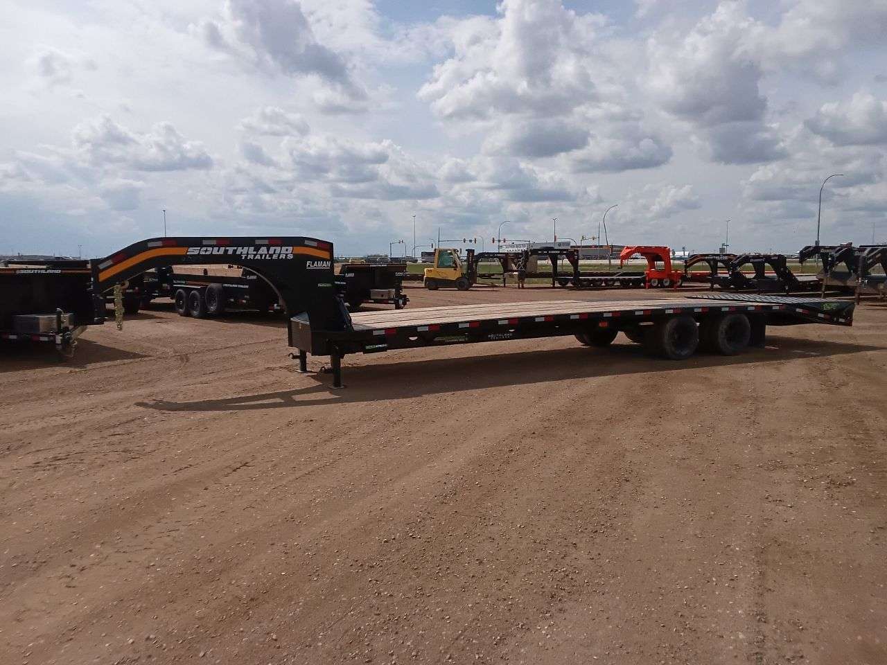 2026 Southland 26' + 6' BT GN Flat Deck Tandem 10K Trailer