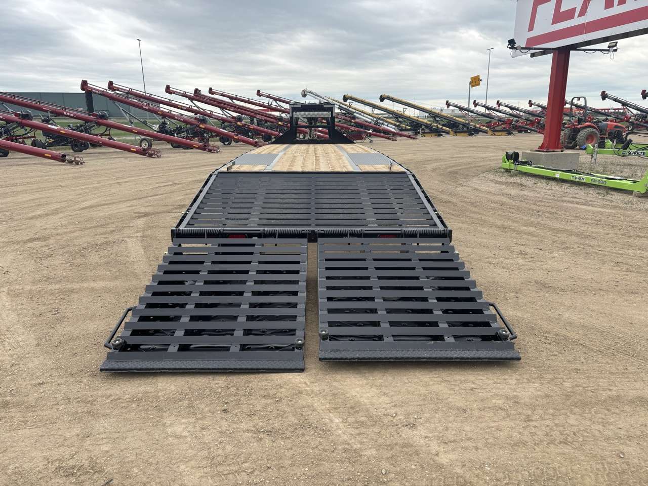 2026 Southland 26' + 6' BTGN Flat Deck Tandem 10K Trailer