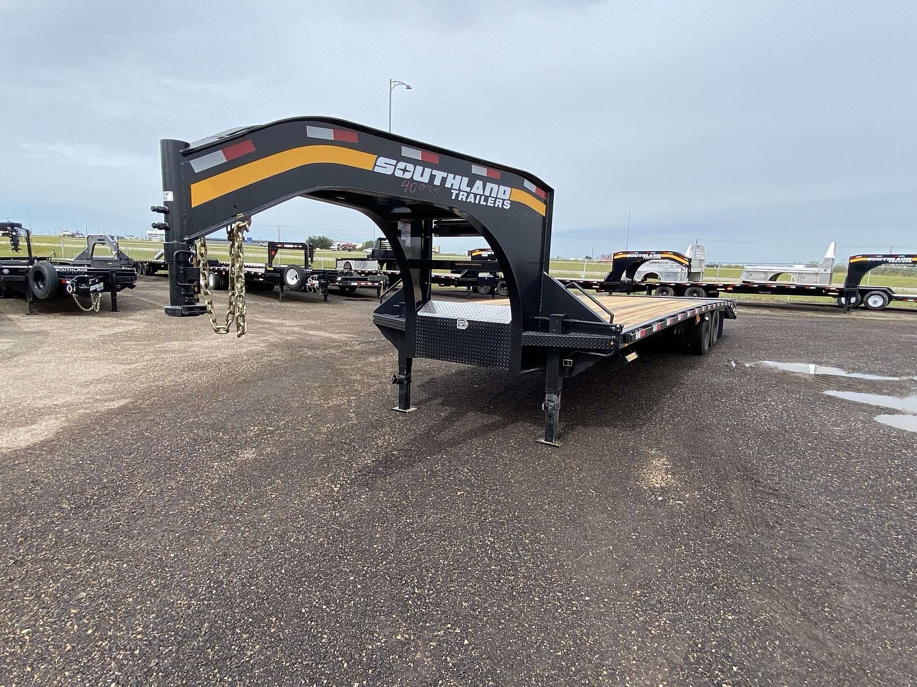 2026 Southland 26'+6' Gooseneck Trailer