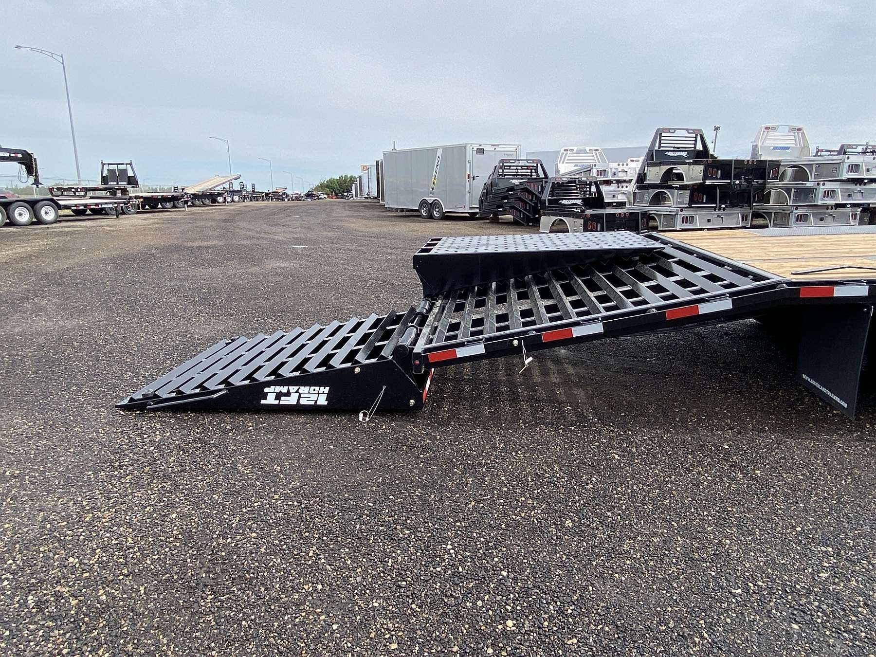2026 Southland 26'+6' Gooseneck Trailer