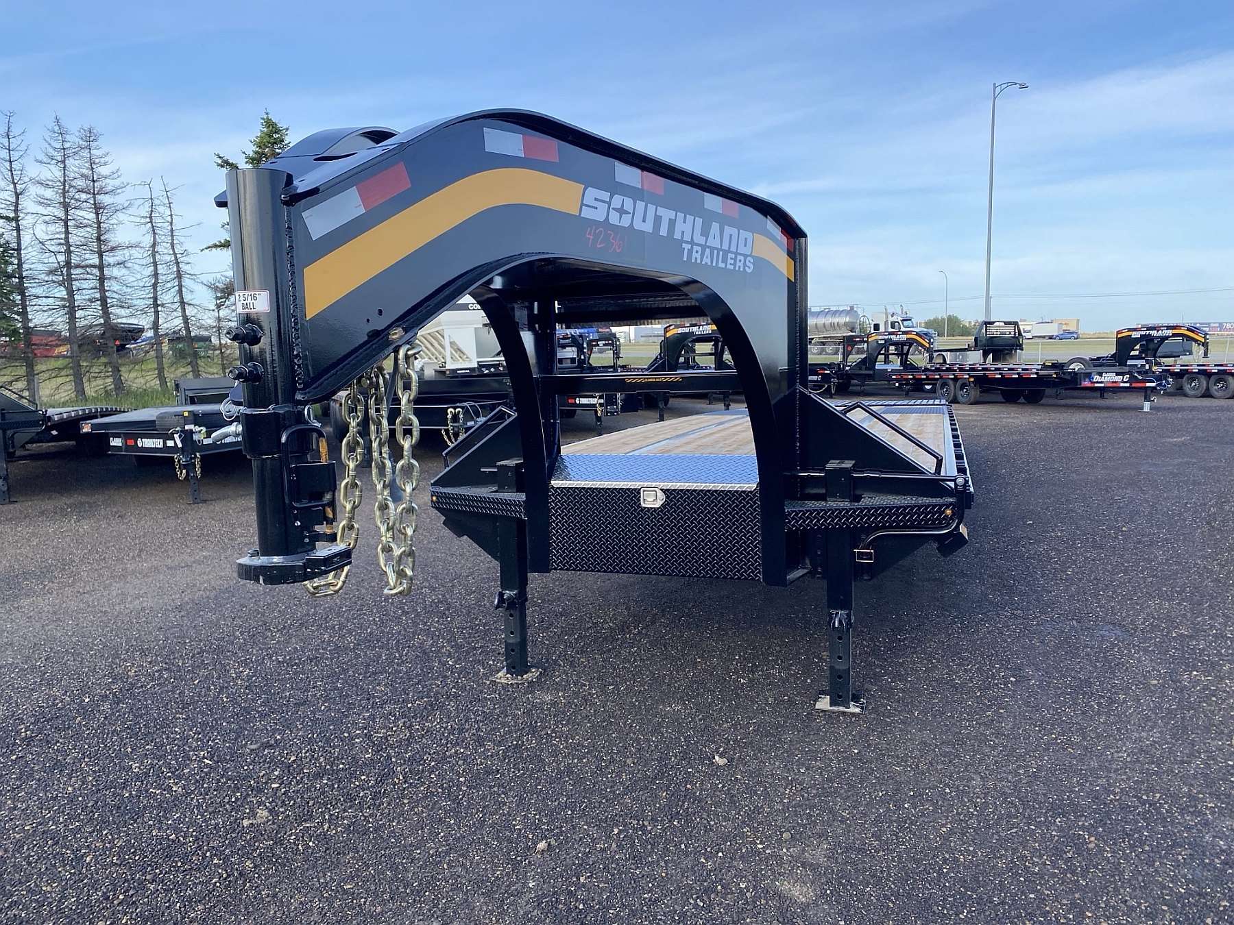 2026 Southland 26'+6' Gooseneck Trailer