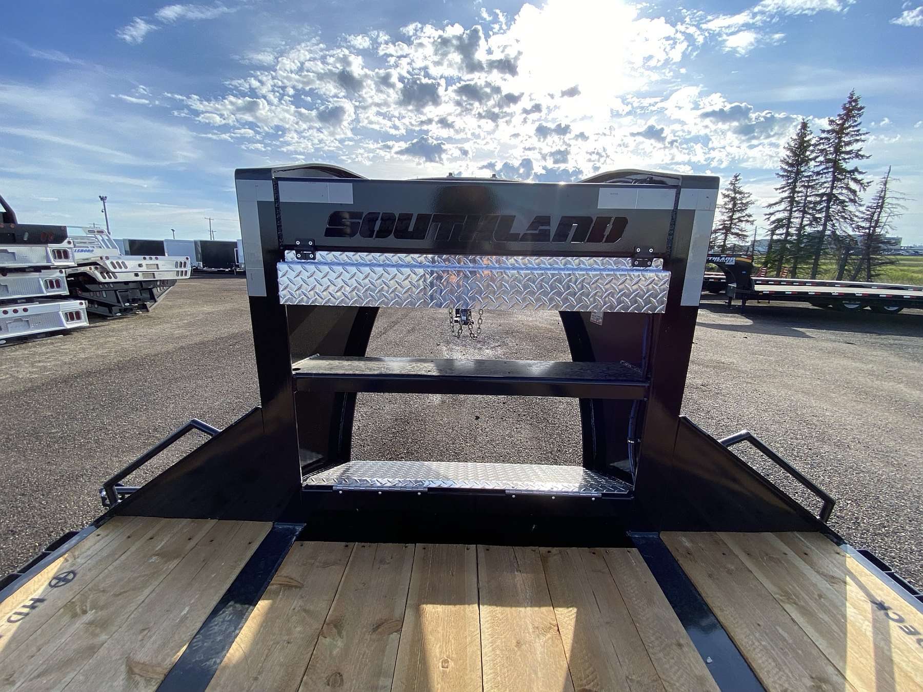 2026 Southland 26'+6' Gooseneck Trailer