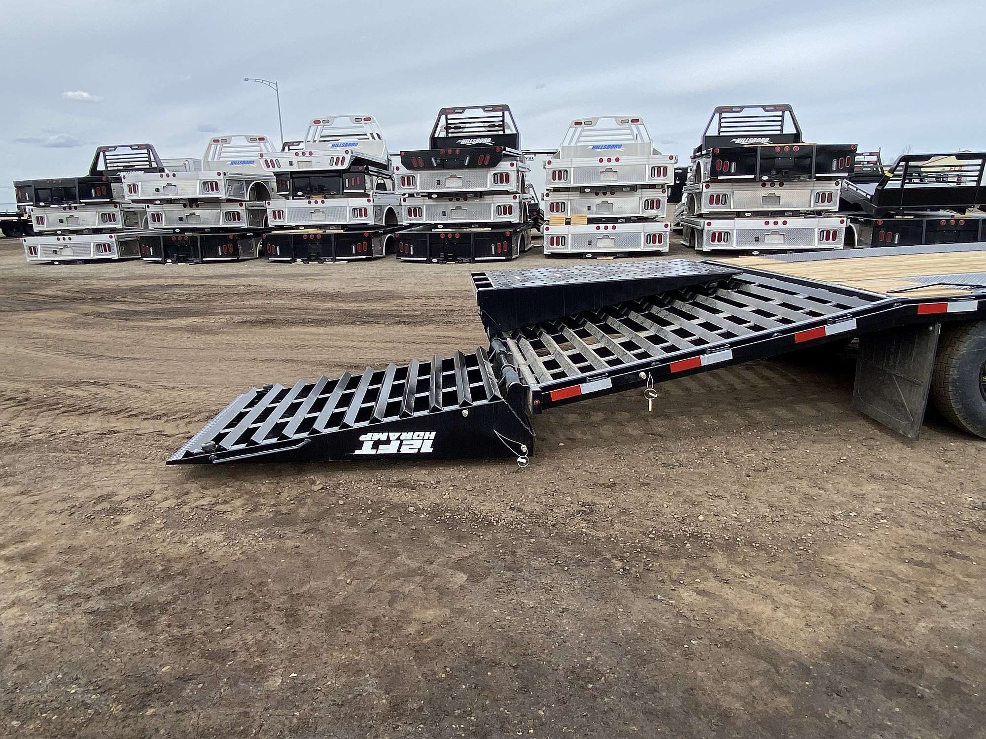 2026 Southland 26' Pintle Hitch Flat Deck Trailer