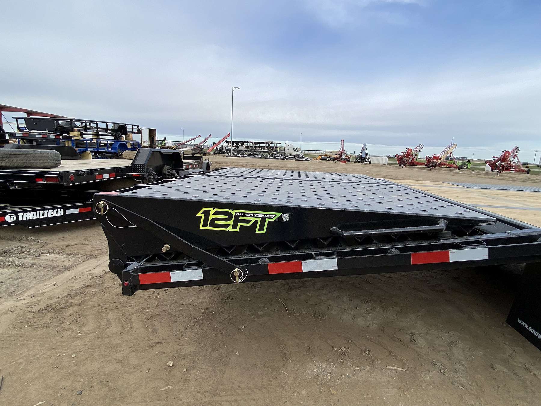 2026 Southland 26' Pintle Hitch Trailer