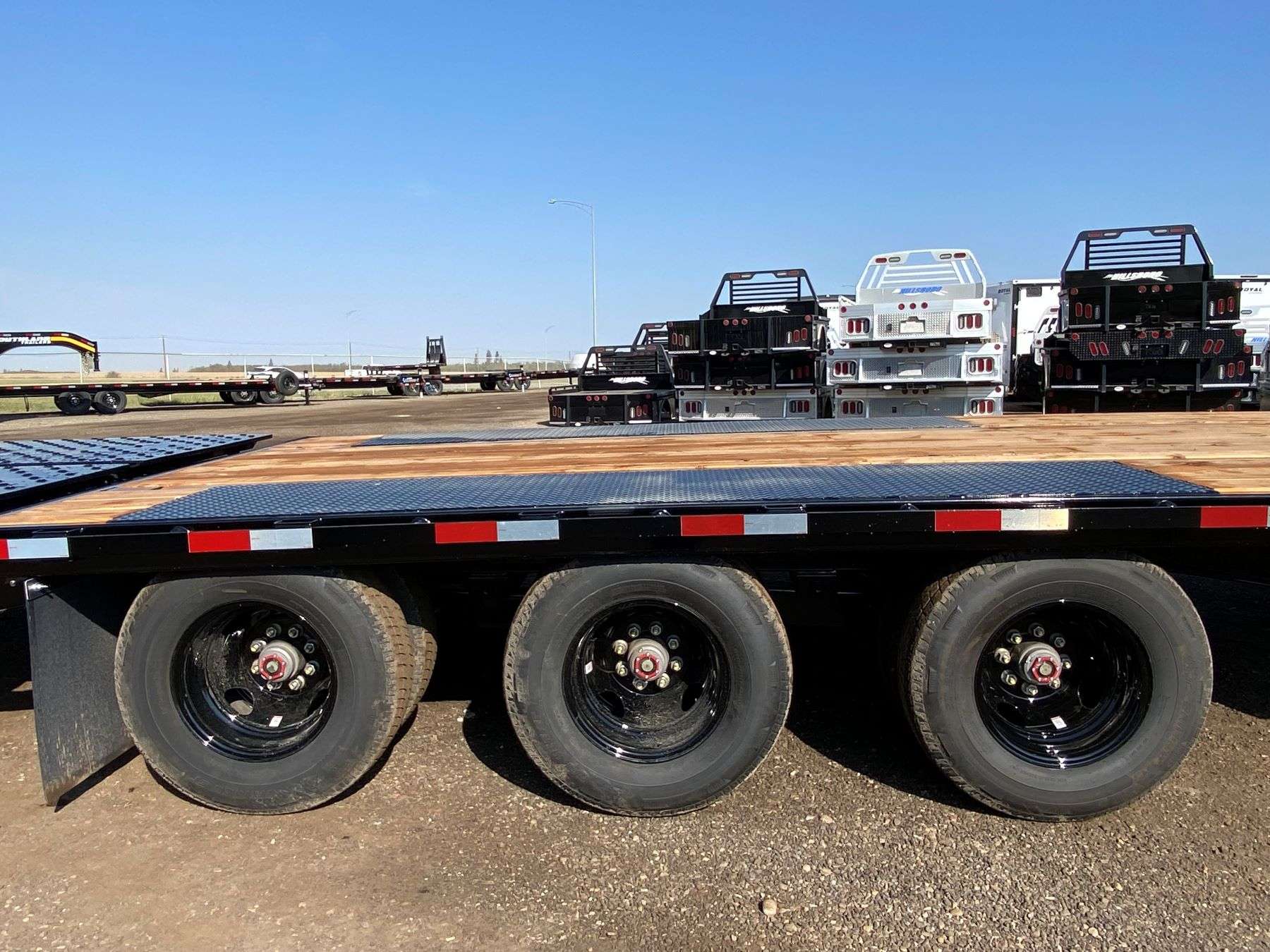 2026 Southland 28' + 6' Gooseneck Trailer