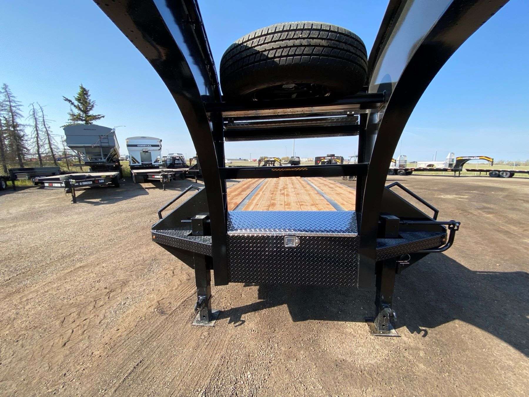 2026 Southland 28' + 6' Gooseneck Trailer