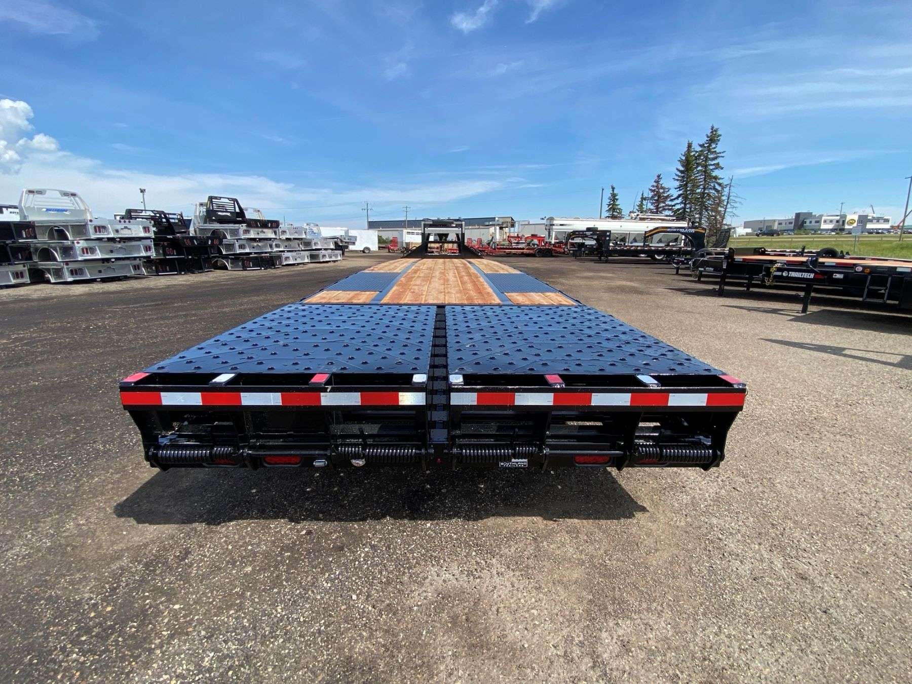 2026 Southland 30' + 6' Gooseneck Trailer