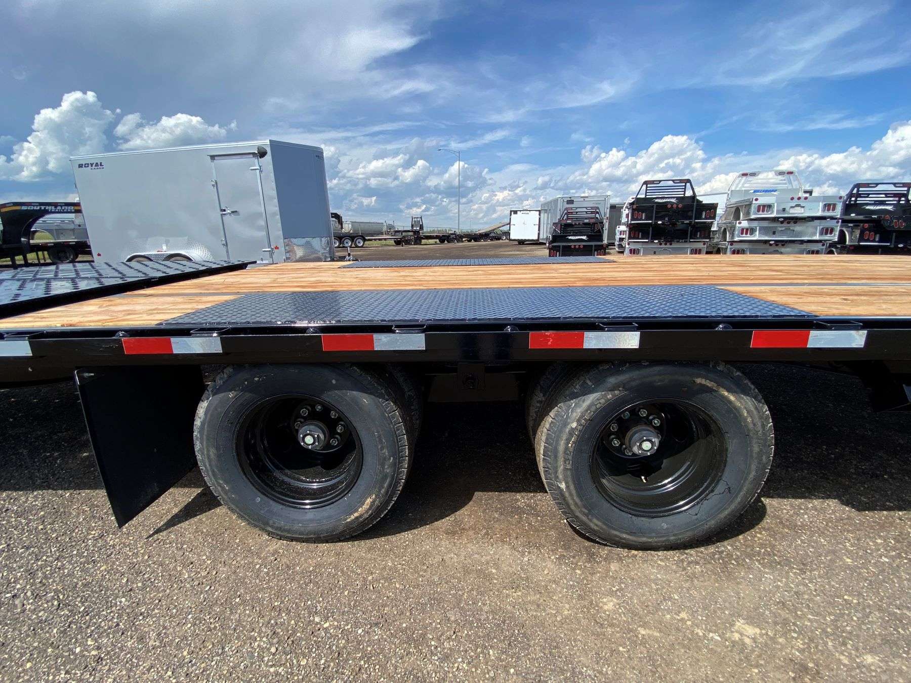 2026 Southland 30' + 6' Gooseneck Trailer