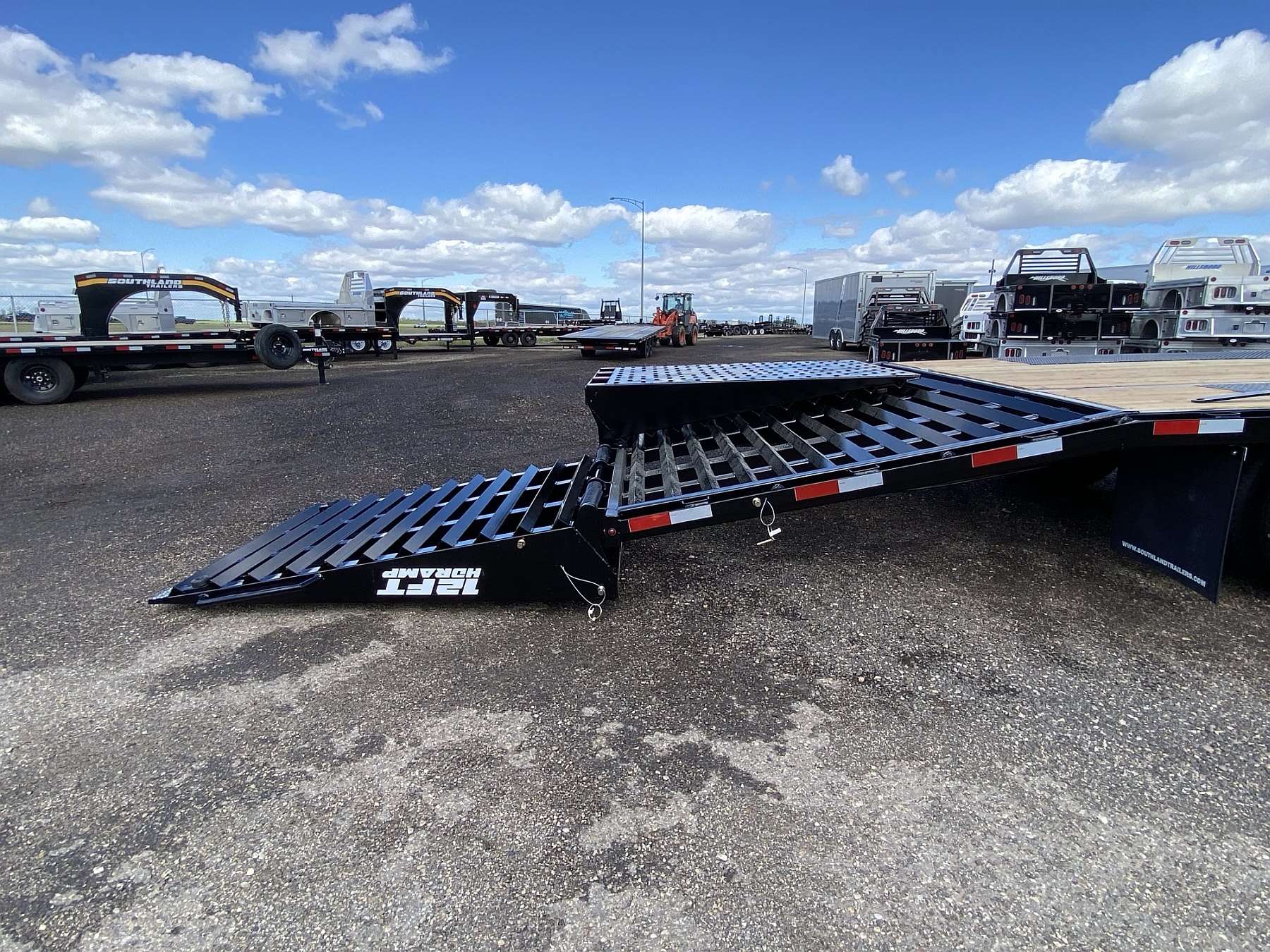 2026 Southland 30' + 6' Gooseneck Trailer