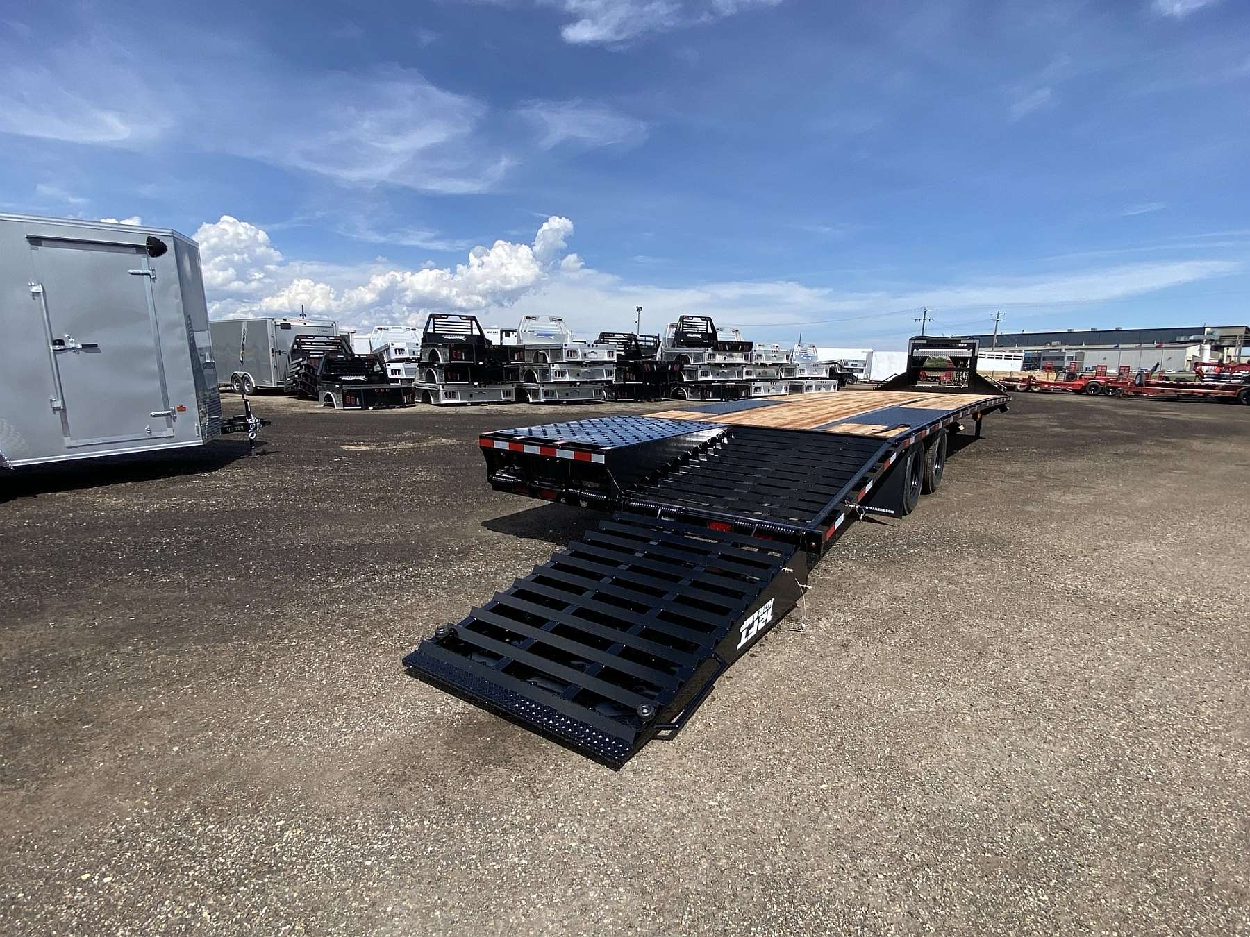 2026 Southland 30'+6' Gooseneck Trailer