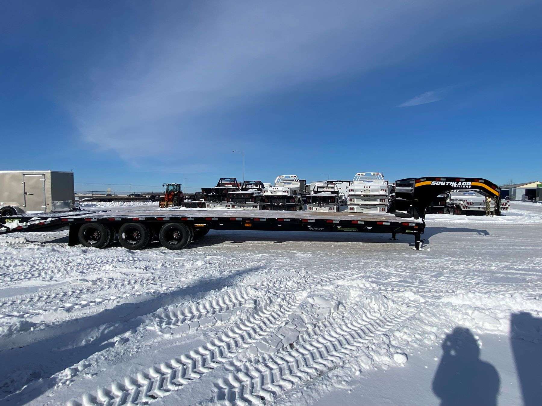 2026 Southland 30'+6' Tri-Axle Gooseneck Trailer