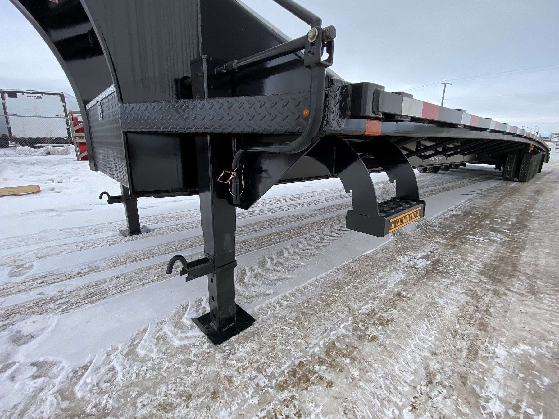 2026 Southland 34'+6' Tri-Axle Gooseneck Trailer