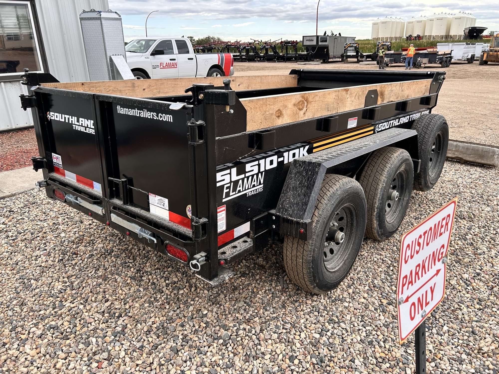 2026 Southland 5' x 10' Dump Tandem 5.2K Trailer