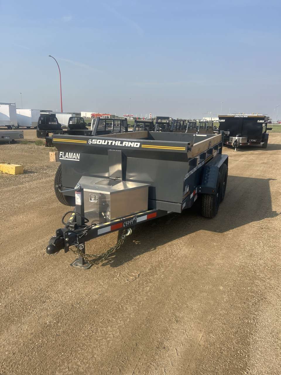 2026 Southland 5' x 10' Dump Tandem 5.2K Trailer