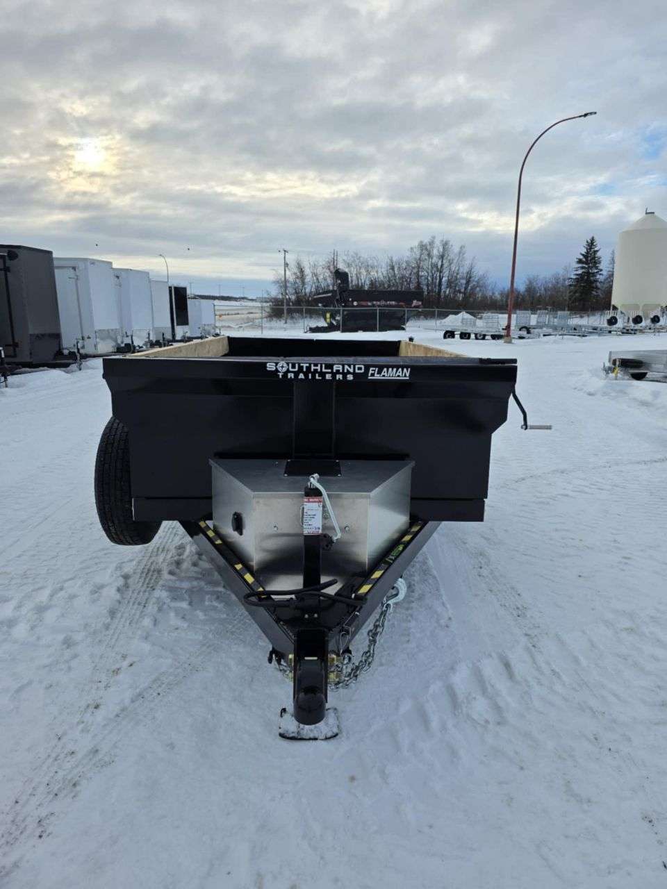 2026 Southland 5K 5' x 10' Dump Trailer