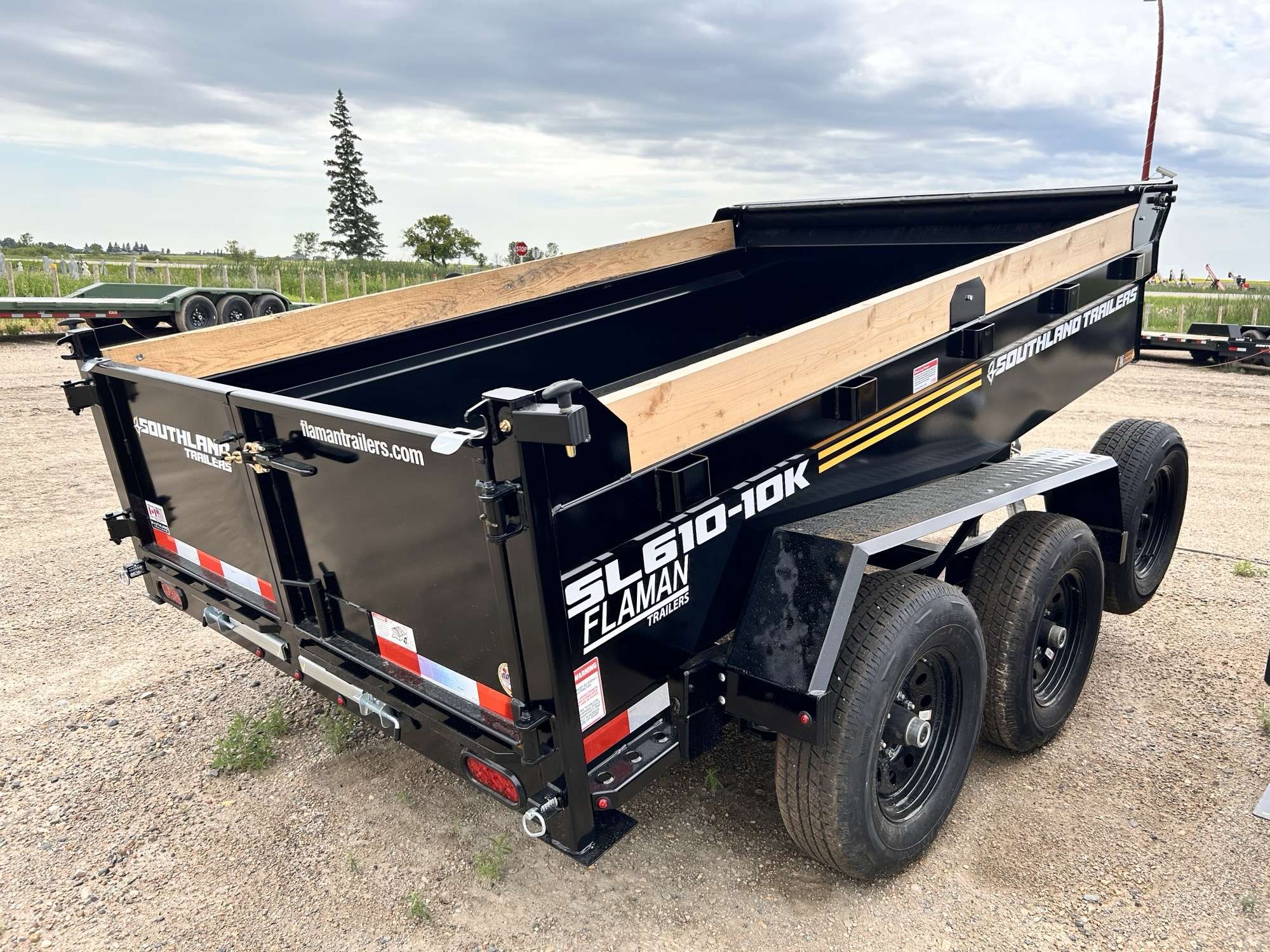 2026 Southland 6' x 10' Dump Tandem 5.2K Trailer