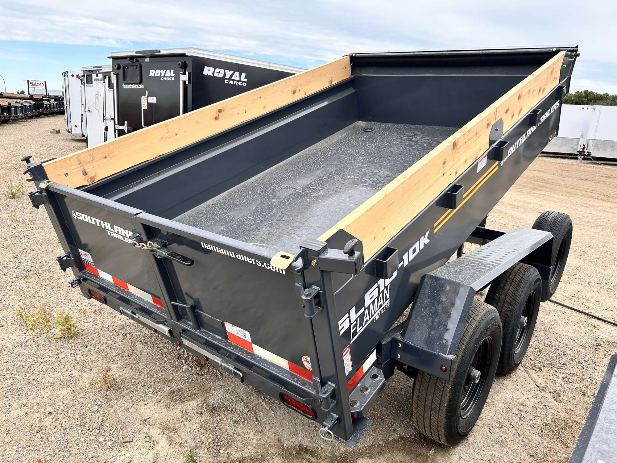 2026 Southland 6' x 10' Dump Tandem 5.2K Trailer