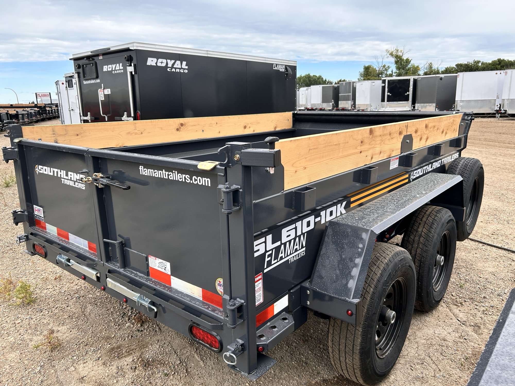 2026 Southland 6' x 10' Dump Tandem 5.2K Trailer