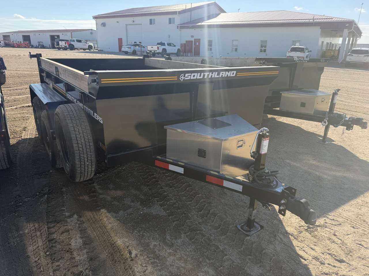 2026 Southland 6' x 10' Dump Tandem 5.2K Trailer