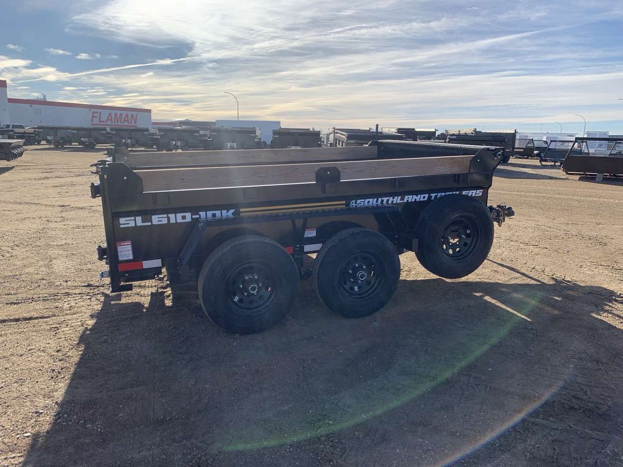 2026 Southland 6' x 10' Dump Tandem 5.2K Trailer