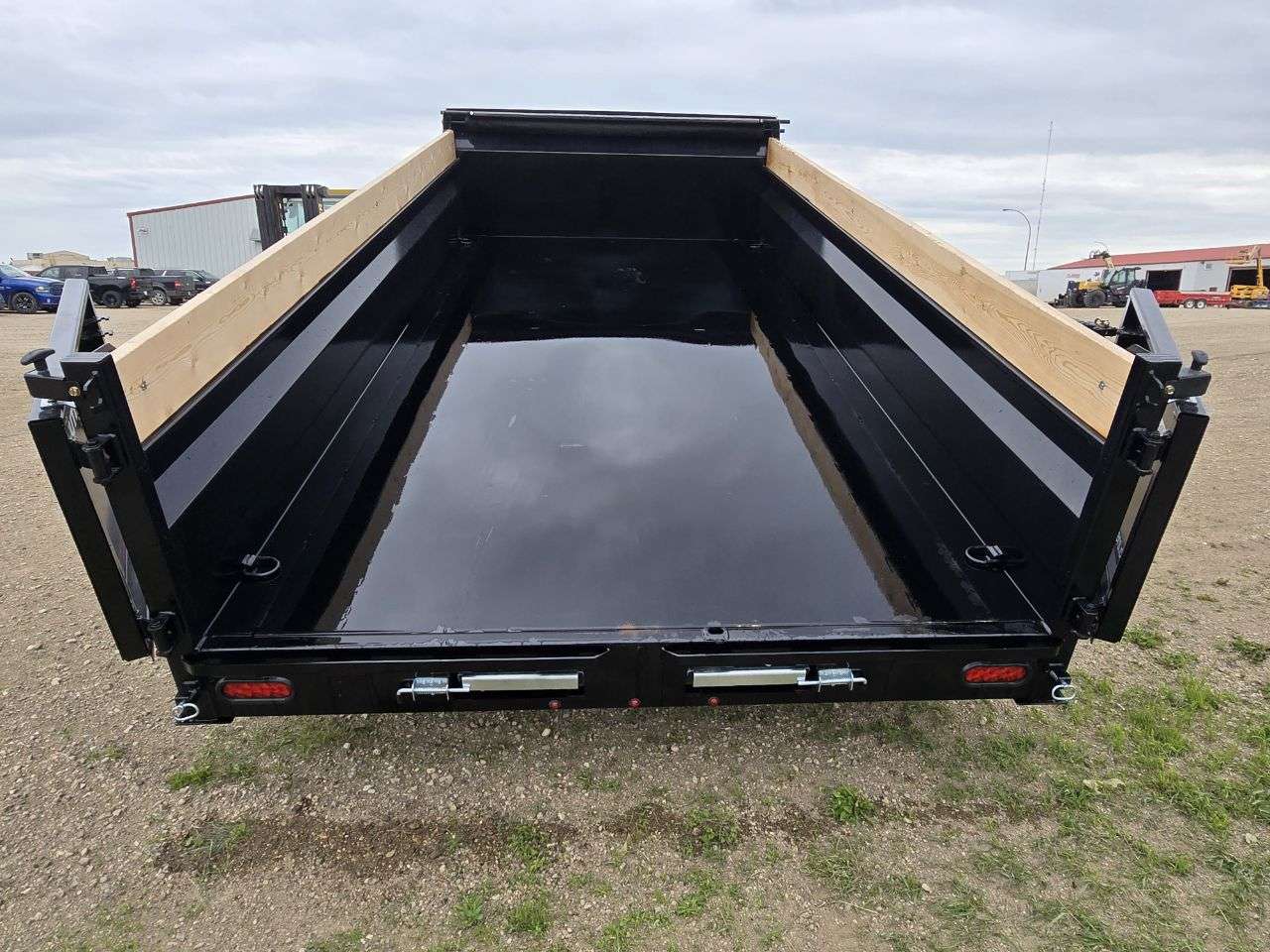 2026 Southland 7' x 14' Dump Tandem 7K Trailer
