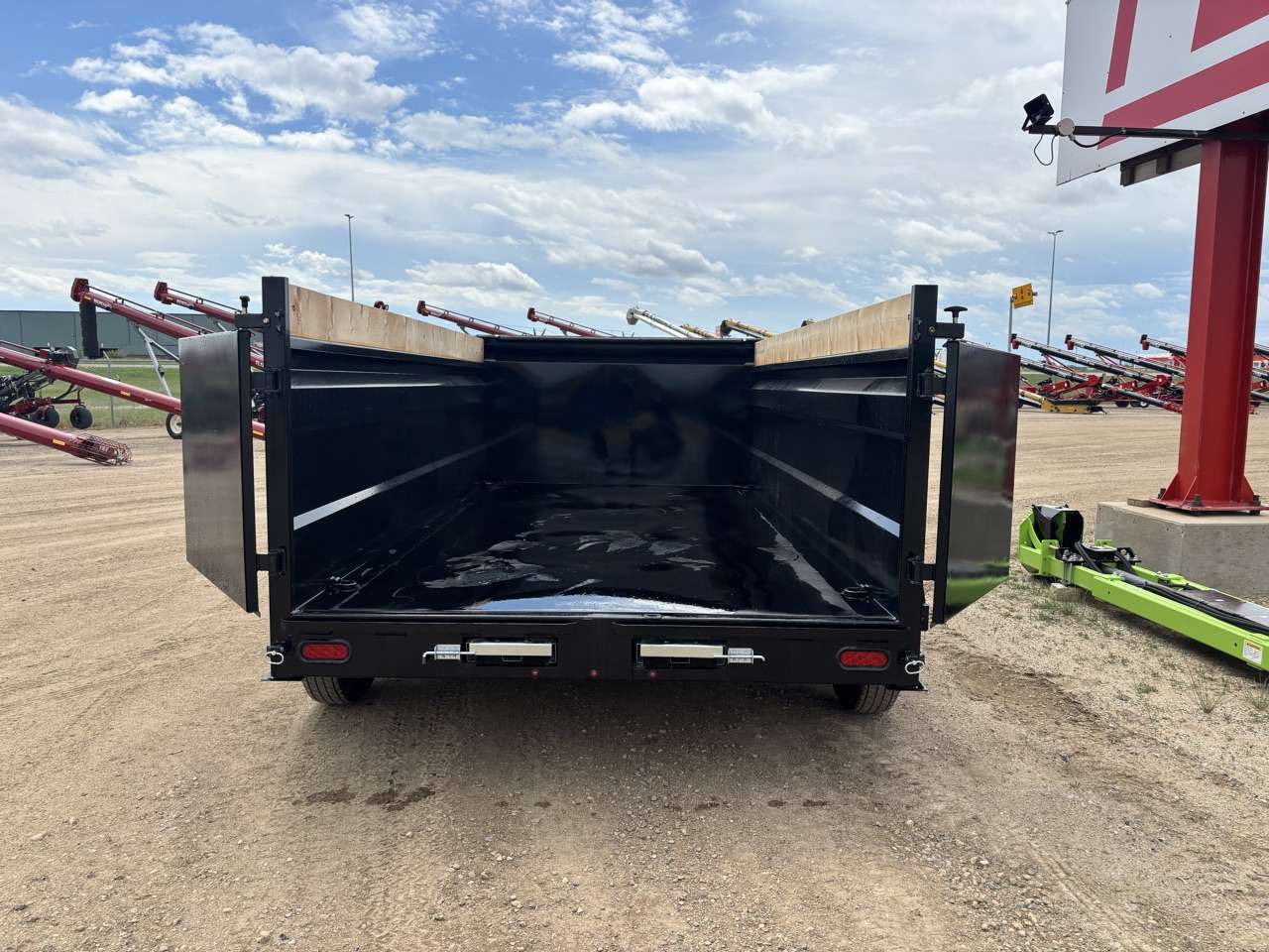 2026 Southland 7' x 14' High Side Dump Tandem 7K Trailer
