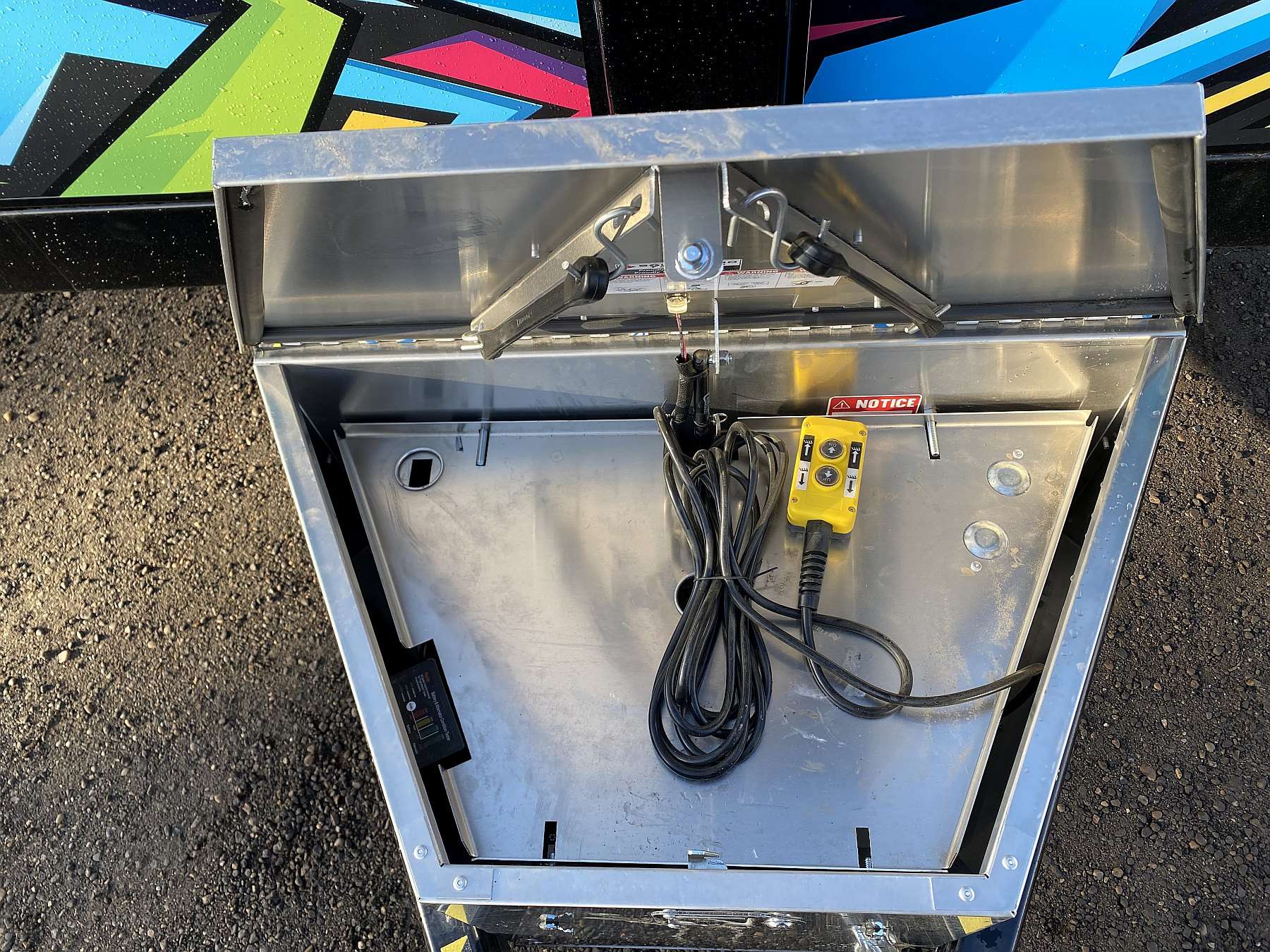 2026 Southland 7'x14' Dump Trailer w/ Graffiti Graphics Pkg
