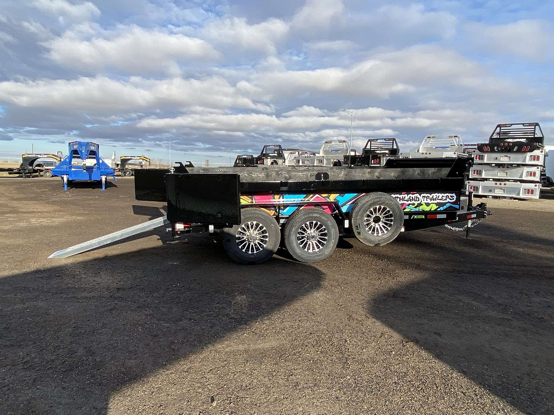 2026 Southland 7'x14' Dump Trailer w/ Graffiti Graphics Pkg