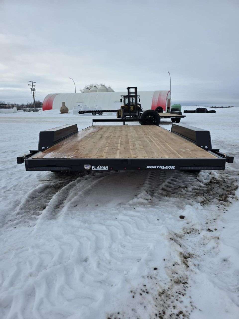 2026 Southland 8'6" x 16' Flat Deck Trailer