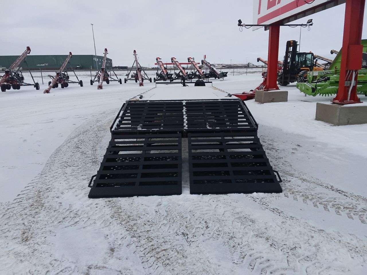 2026 Southland 8'6" x 20' + 5' BT Deckover TA 7000 Trailer